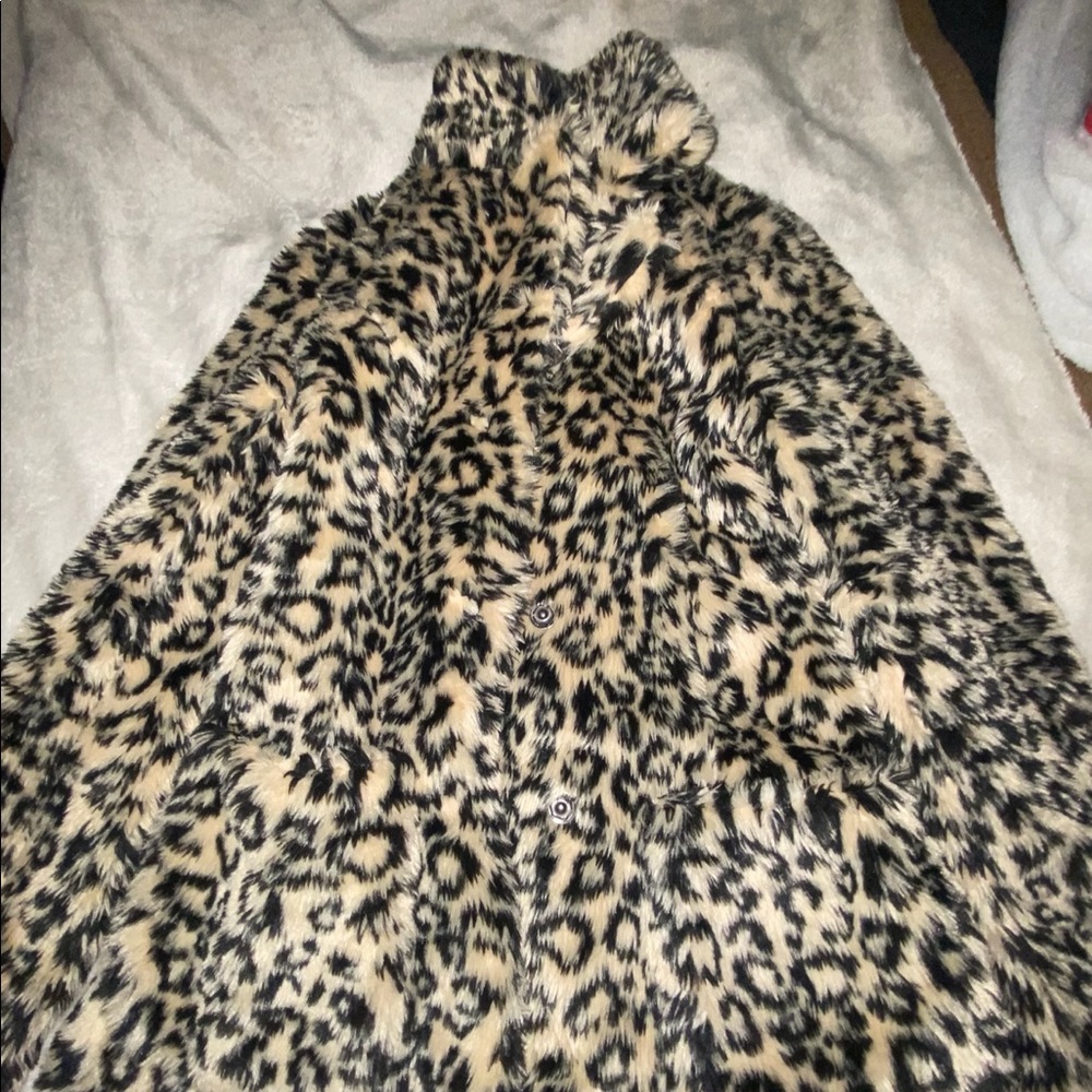 Fluffy cheetah coat
